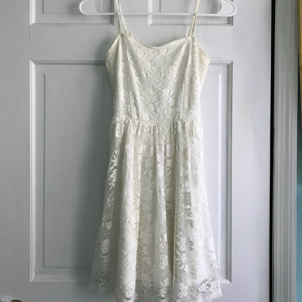 Garage White Lace Spaghetti Strap Dress